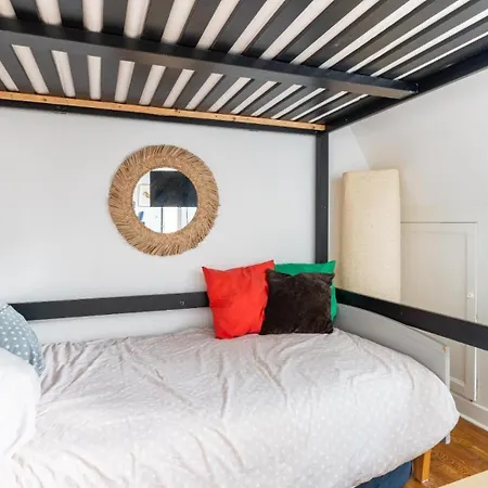 Cosy Studio For 3 - 10 Mins To Eiffel Tower *